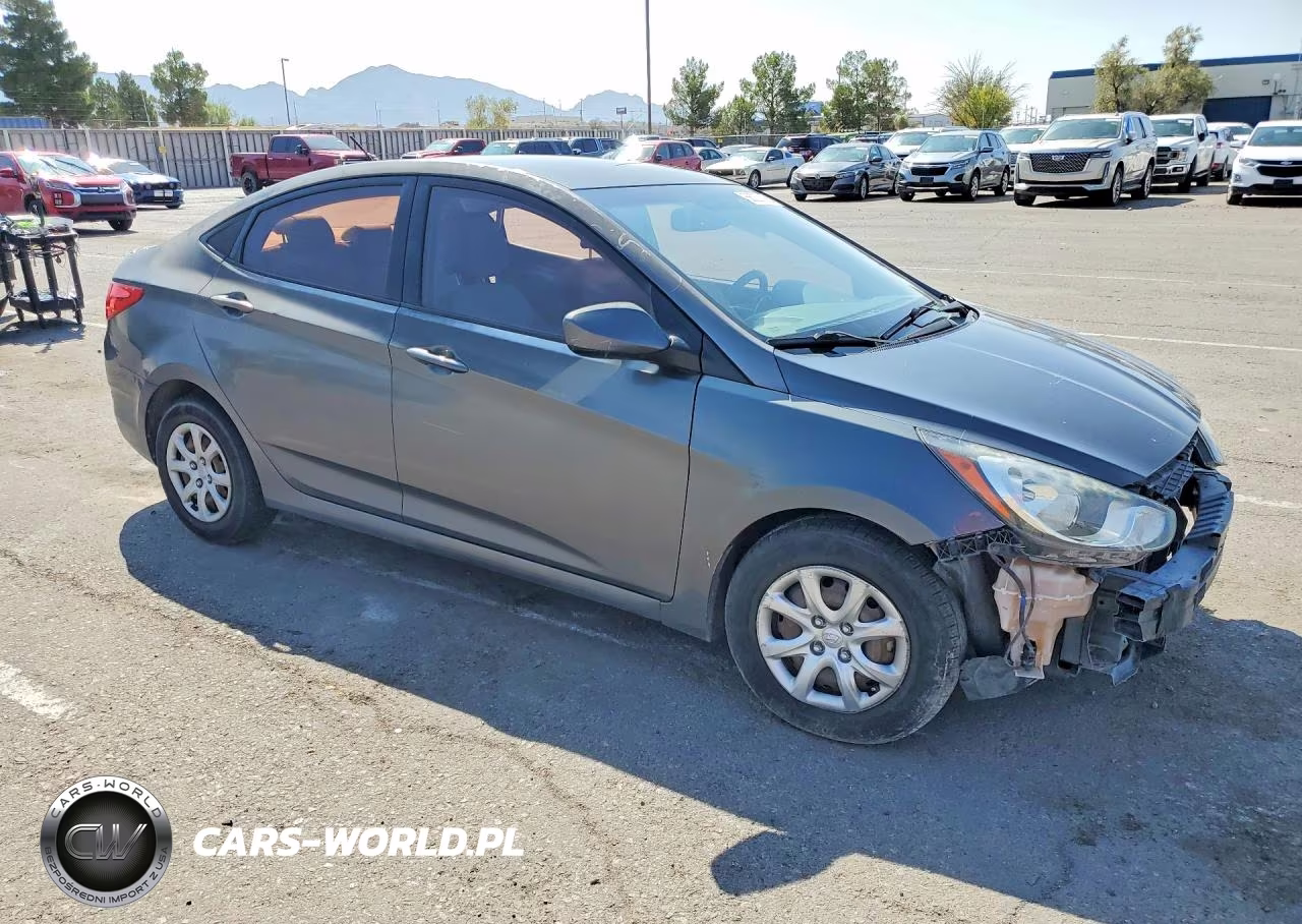 2012 Hyundai Accent Gls VIN:KMHCT4AE1CU229804 - 4