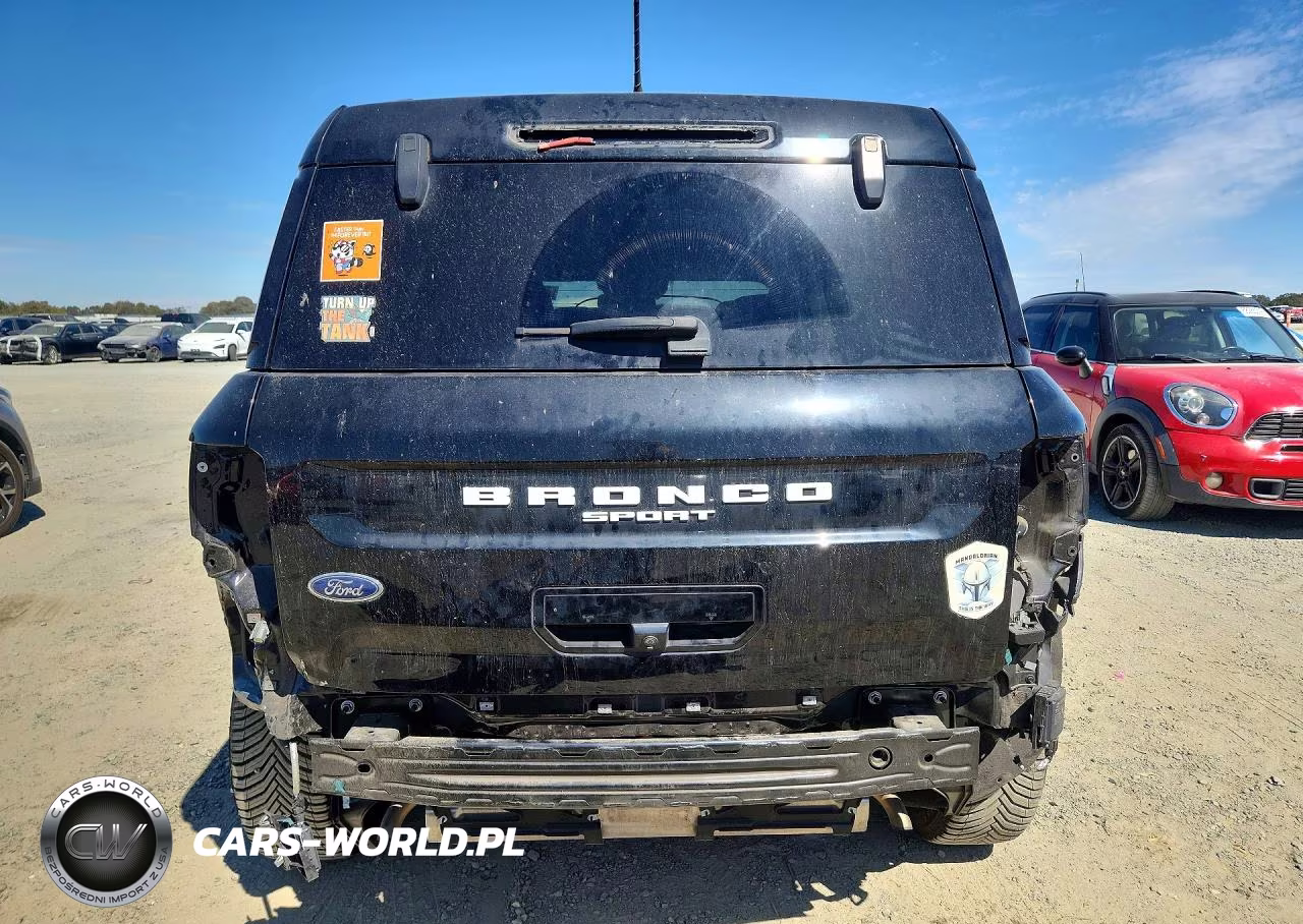 2022 Ford Bronco Sport Outer Banks VIN:3FMCR9C6XNRD56675 - 6