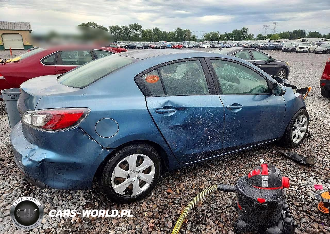 2011 Mazda 3 I VIN:JM1BL1UGXB1383830 - 3