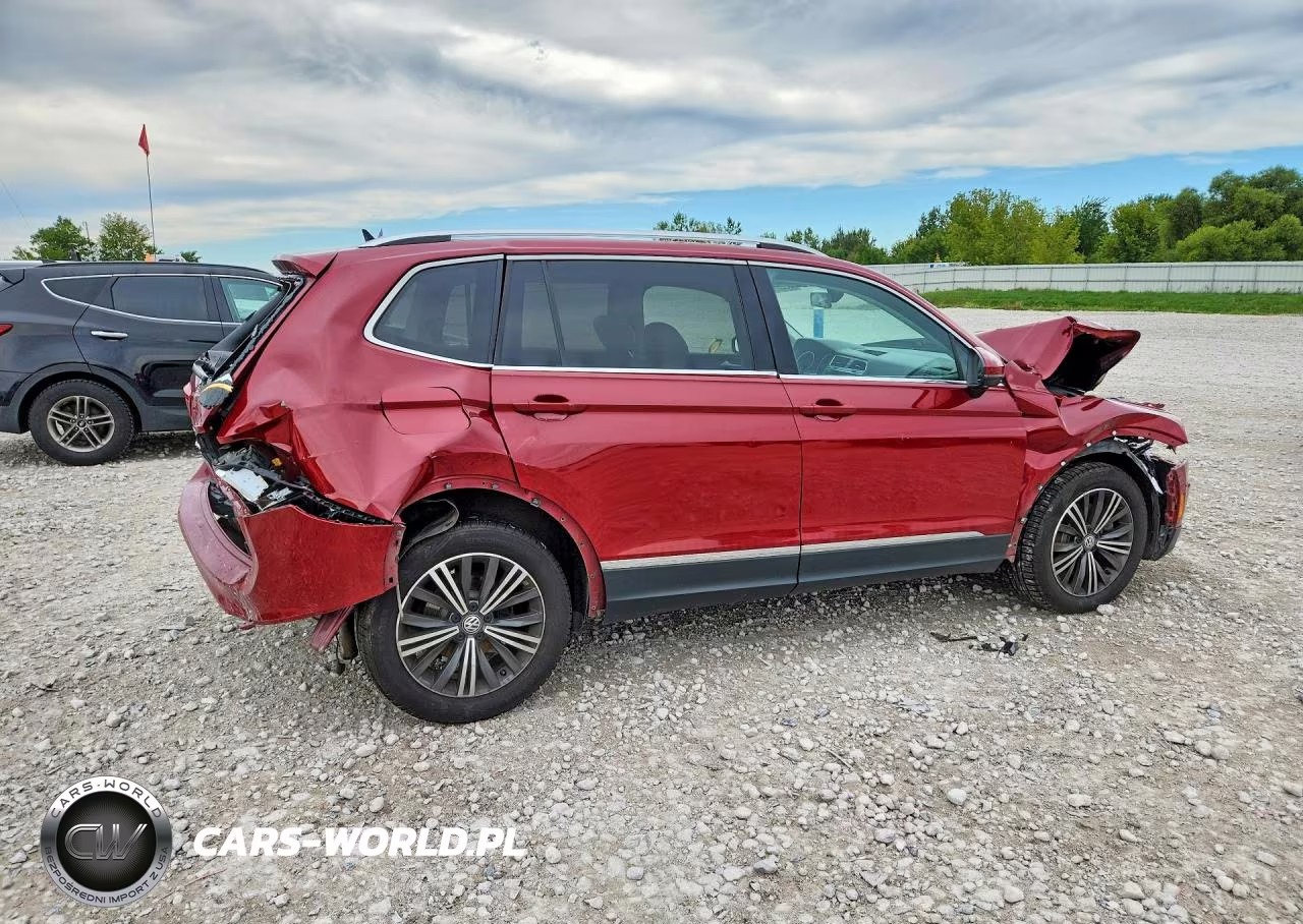 2018 Volkswagen Tiguan Se VIN:3VV2B7AX7JM014761 - 3