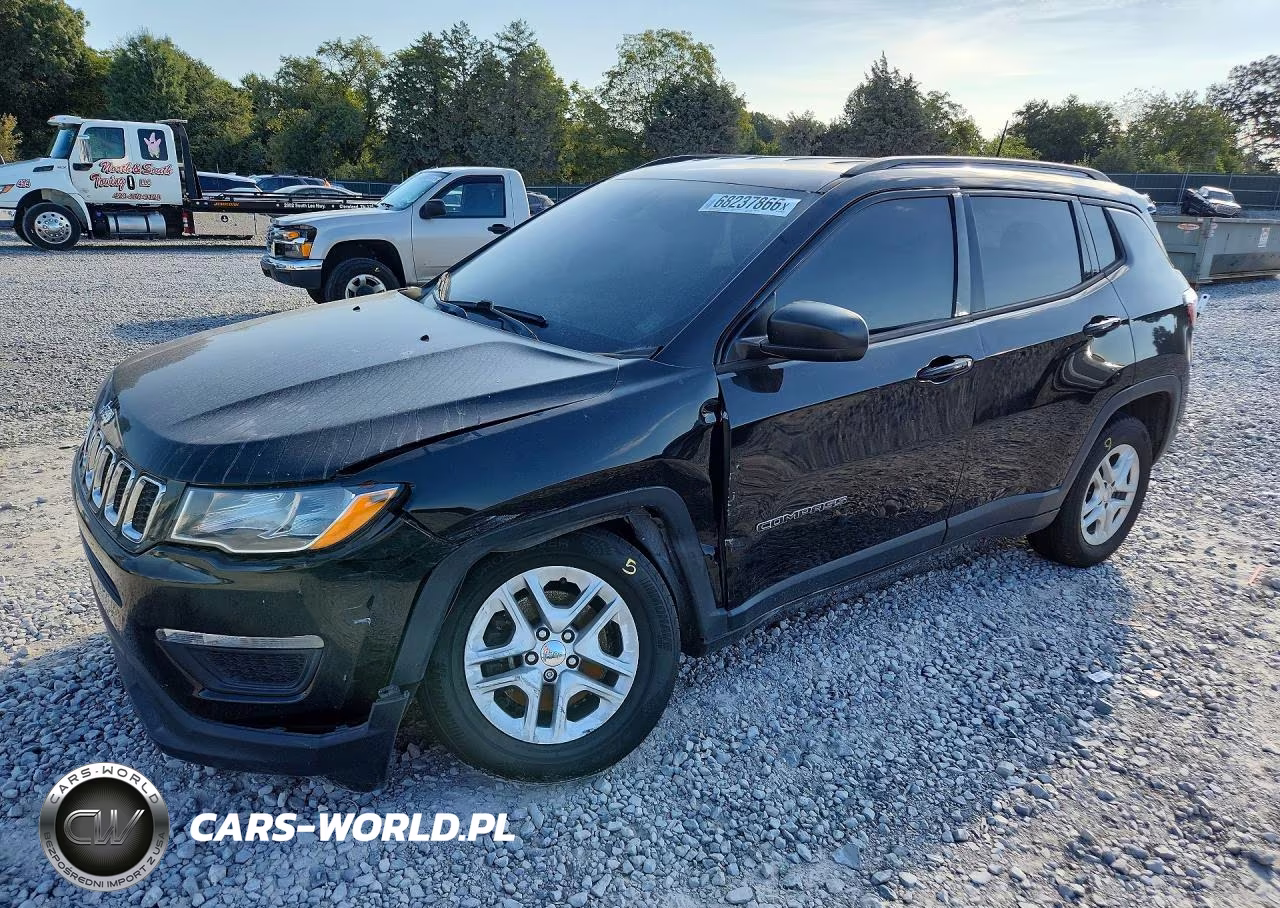 2018 Jeep Compass Sport VIN:3C4NJCAB5JT425139 - 1