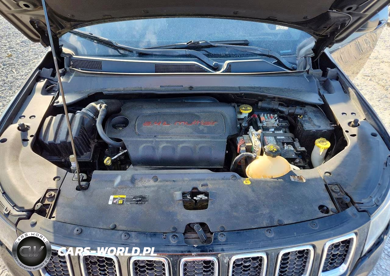 2018 Jeep Compass Sport VIN:3C4NJCAB5JT425139 - 12