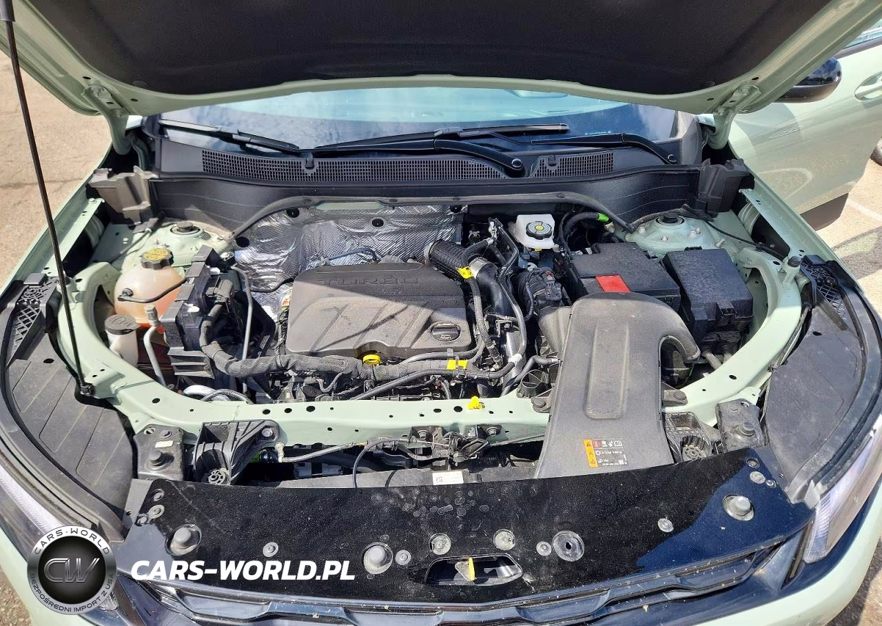 2025 Chevrolet Trax Activ VIN:KL77LKEP4SC085012 - 12