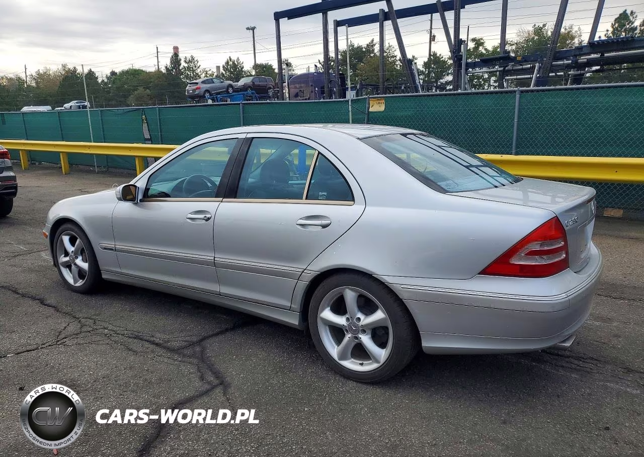 2004 Mercedes-Benz C 230K Sport Sedan VIN:WDBRF40J34F513170 - 2