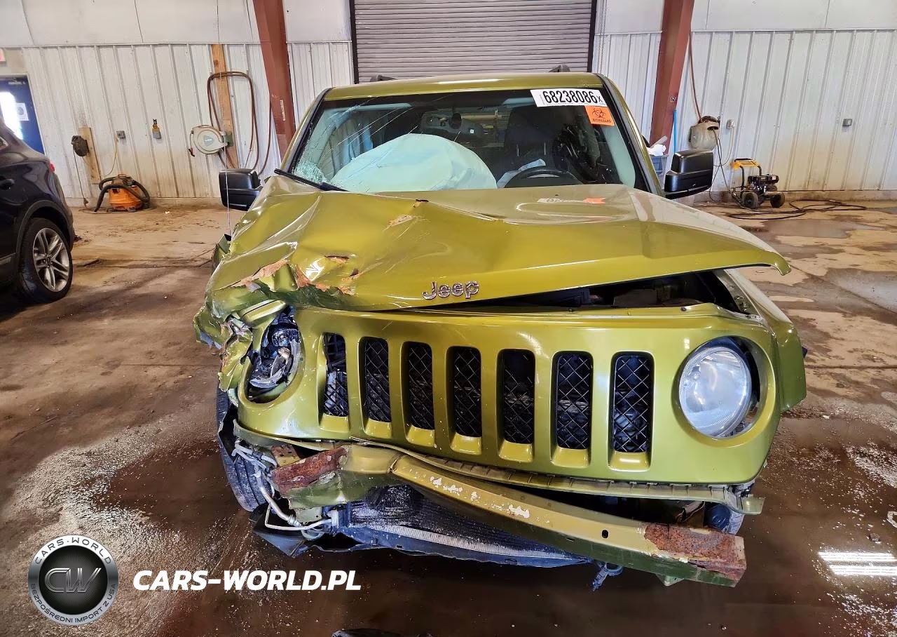 2012 Jeep Patriot Latitude VIN:1C4NJPFBXCD586787 - 5