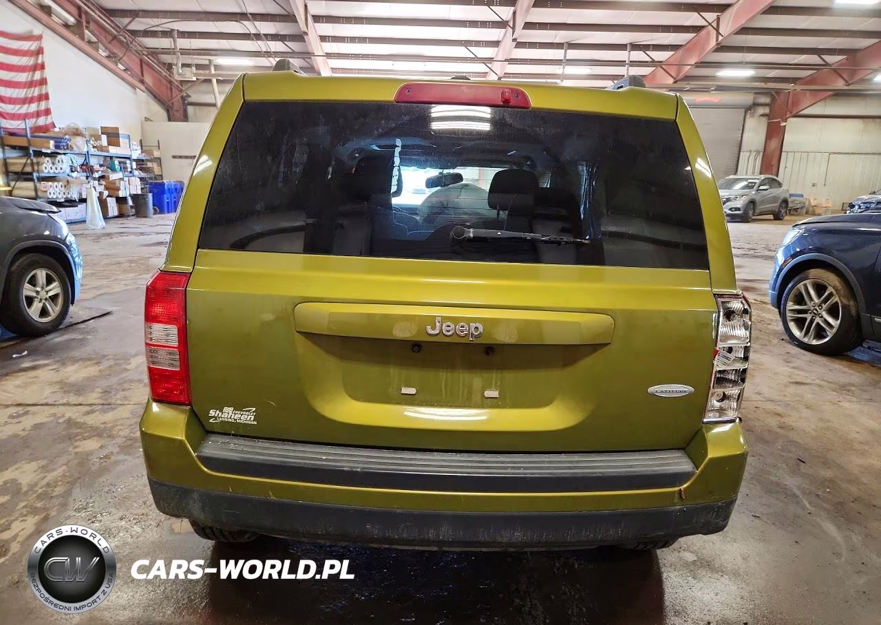 2012 Jeep Patriot Latitude VIN:1C4NJPFBXCD586787 - 6