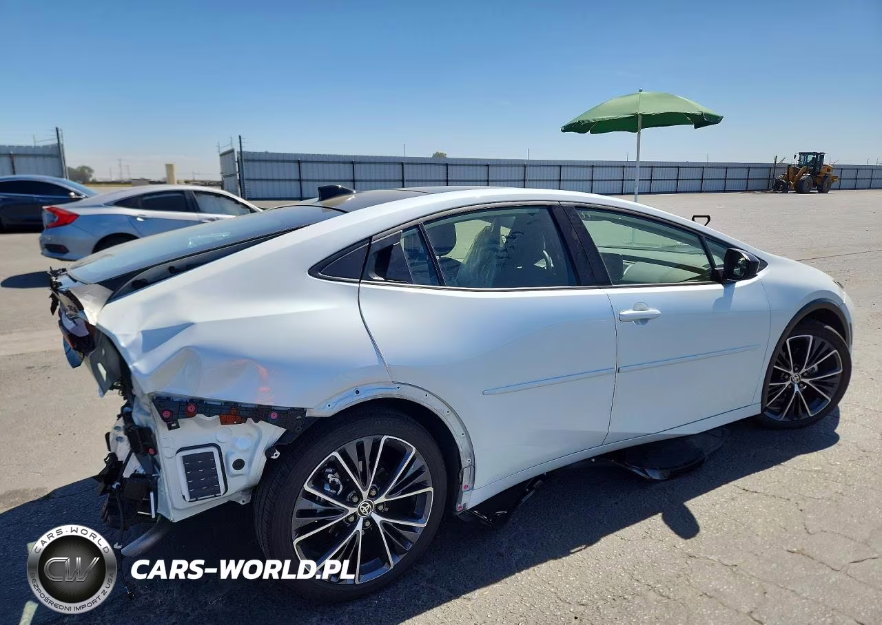 2024 Toyota Prius Xle VIN:JTDACAAU7R3031373 - 3