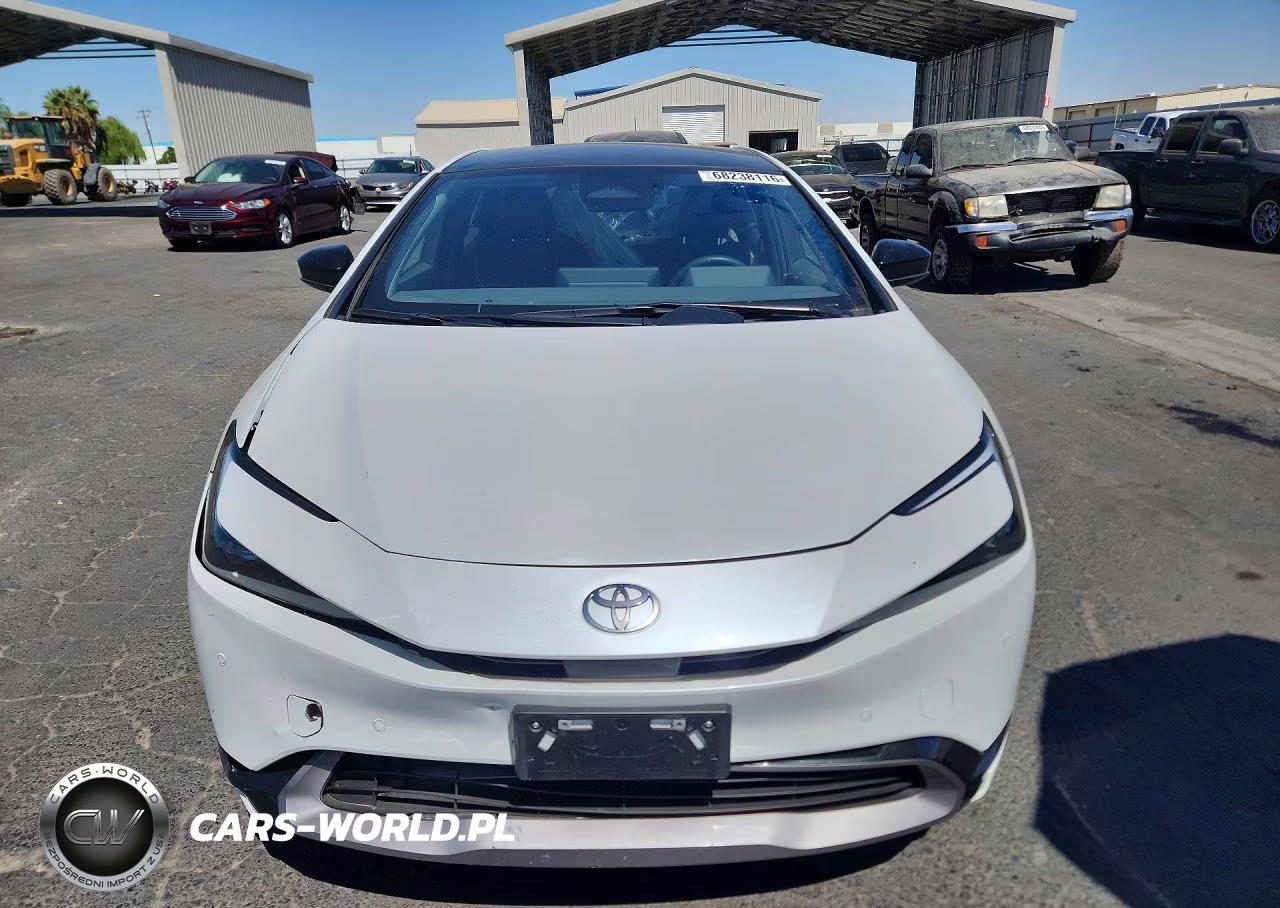 2024 Toyota Prius Xle VIN:JTDACAAU7R3031373 - 5