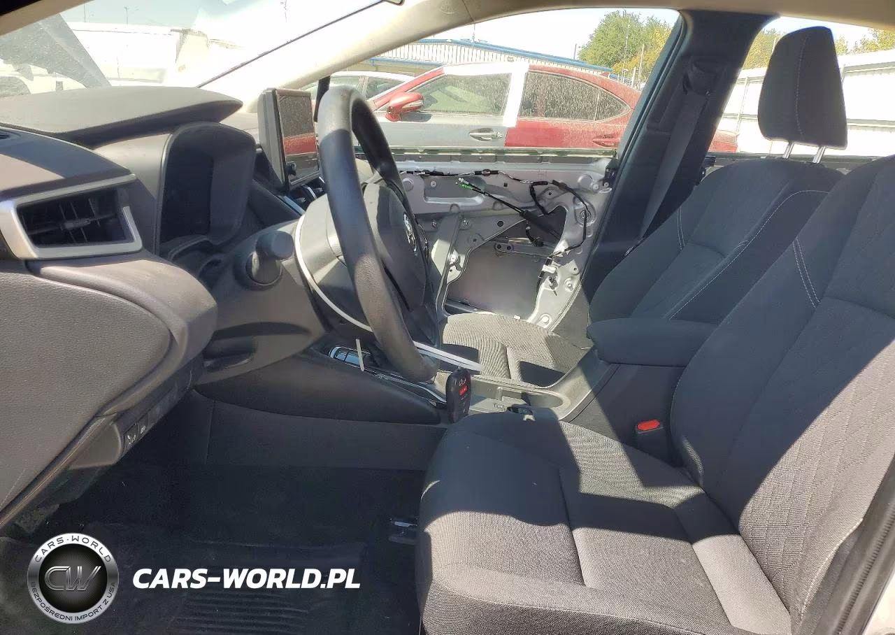 2026 Toyota Corolla Le VIN:JTDB4MEE8T3033095 - 7