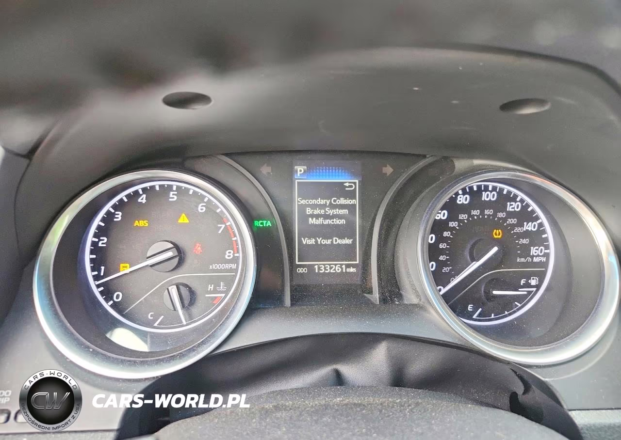 2018 Toyota Camry Se VIN:4T1B11HK7JU070277 - 9