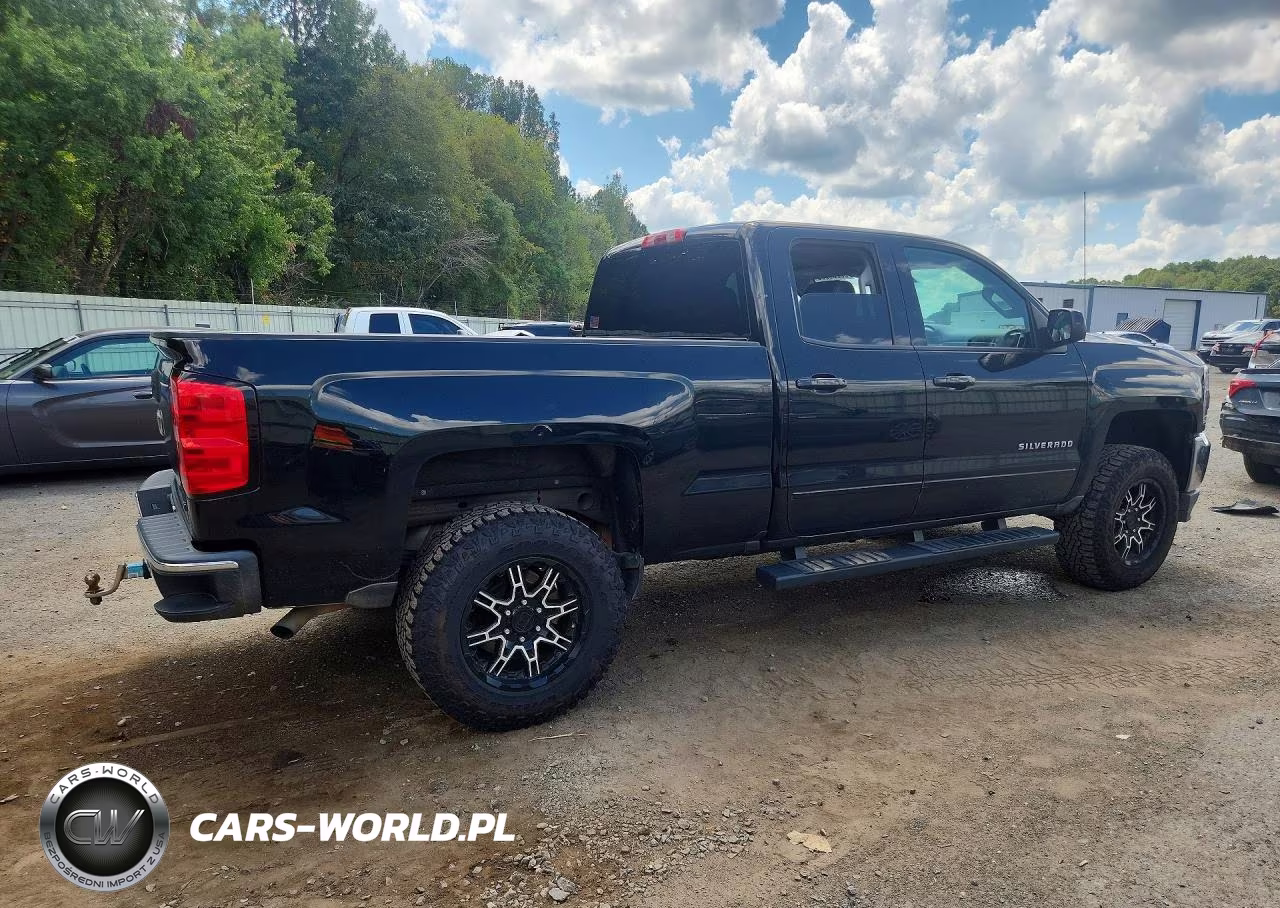 2018 Chevrolet Silverado K1500 Lt VIN:1GCVKREH2JZ295537 - 3