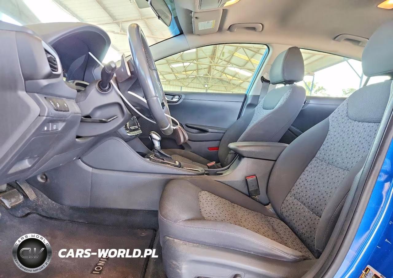 2018 Hyundai Ioniq Sel VIN:KMHC75LC5JU070269 - 7