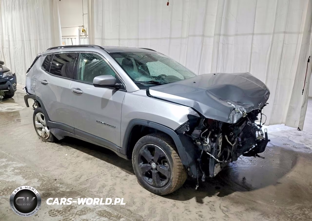 2019 Jeep Compass Latitude VIN:3C4NJDBB5KT673560 - 4