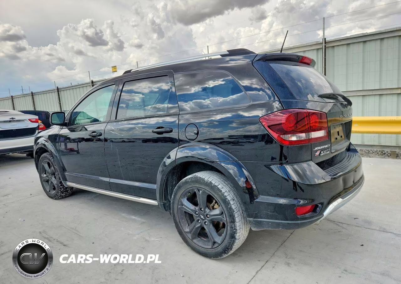 2018 Dodge Journey Crossroad VIN:3C4PDDGG8JT516771 - 2