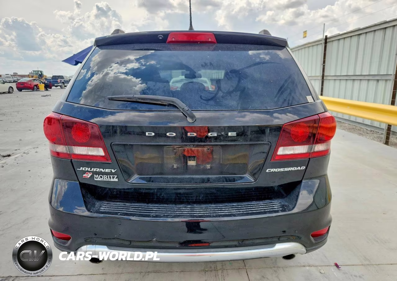 2018 Dodge Journey Crossroad VIN:3C4PDDGG8JT516771 - 6