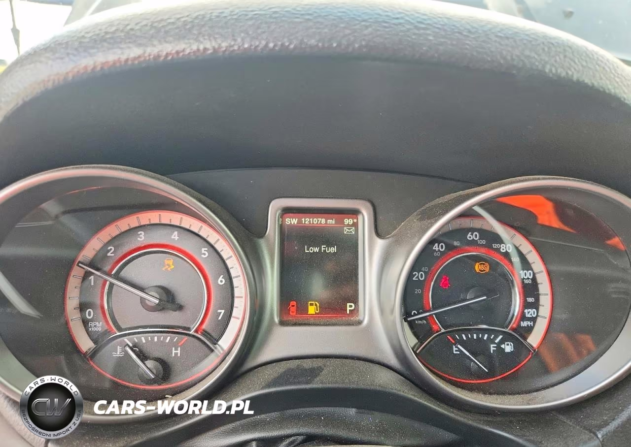 2018 Dodge Journey Crossroad VIN:3C4PDDGG8JT516771 - 9