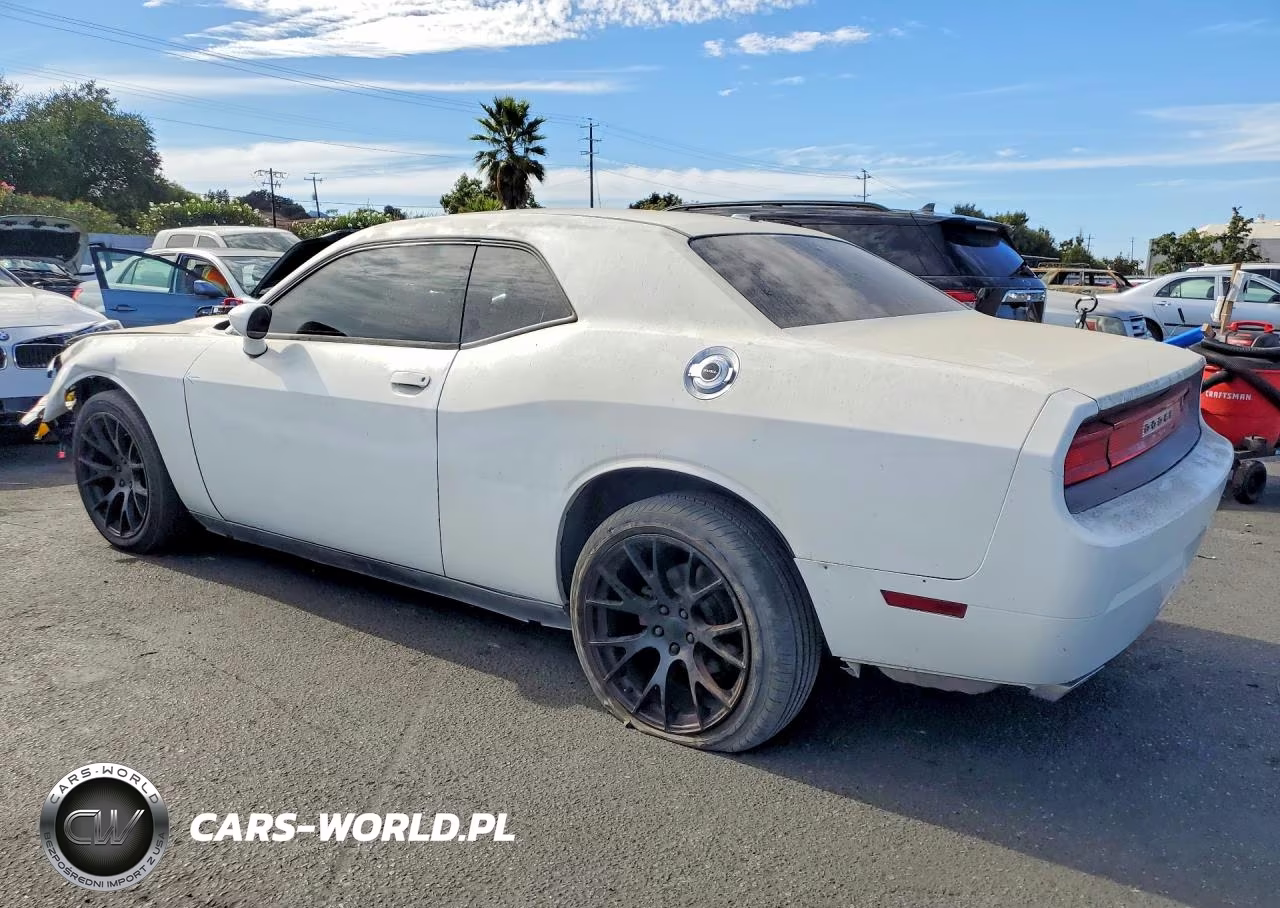 2012 Dodge Challenger Sxt VIN:2C3CDYAG8CH118216 - 2