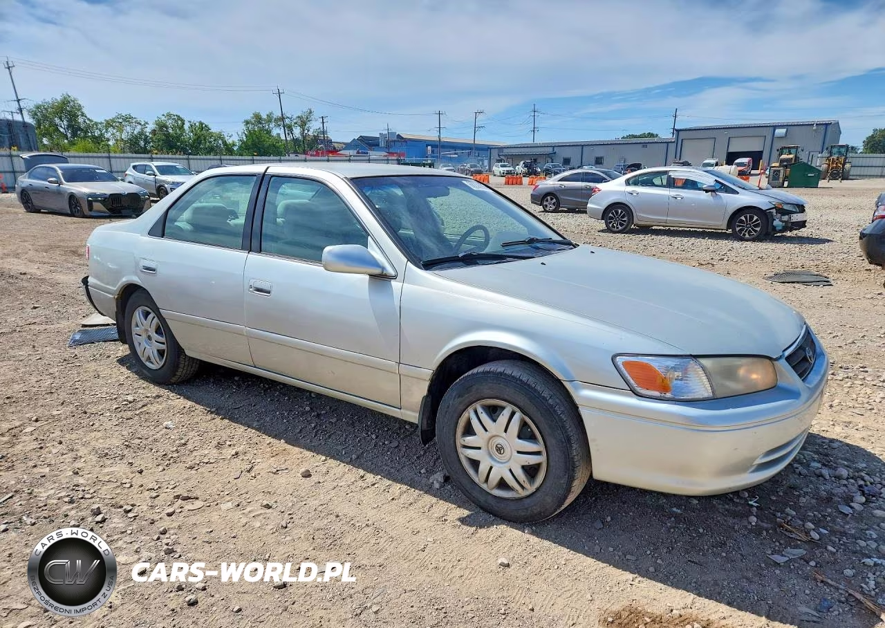 2001 Toyota Camry Le VIN:4T1BG22KX1U038372 - 4