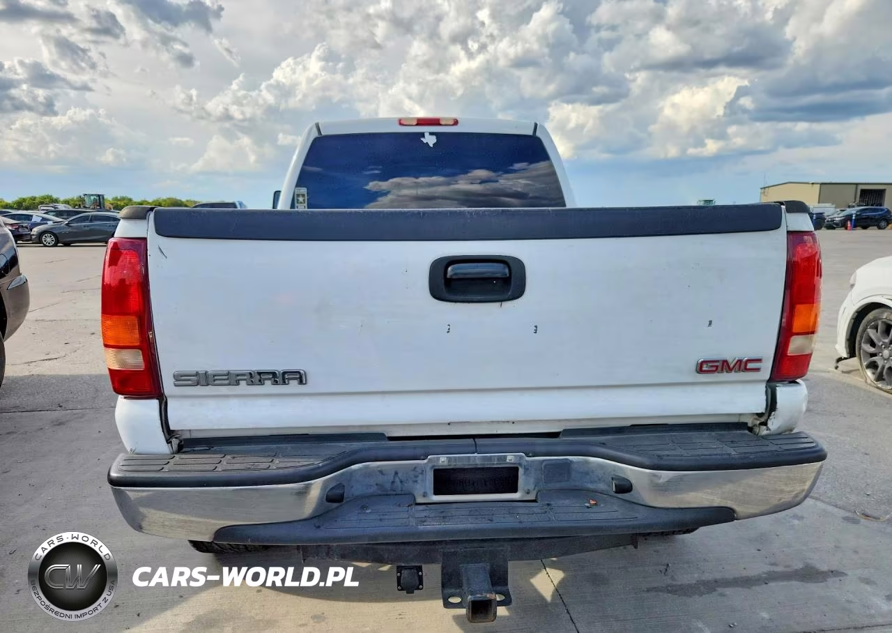 2005 GMC Sierra C2500 Heavy Duty VIN:1GTHC23285F870117 - 6