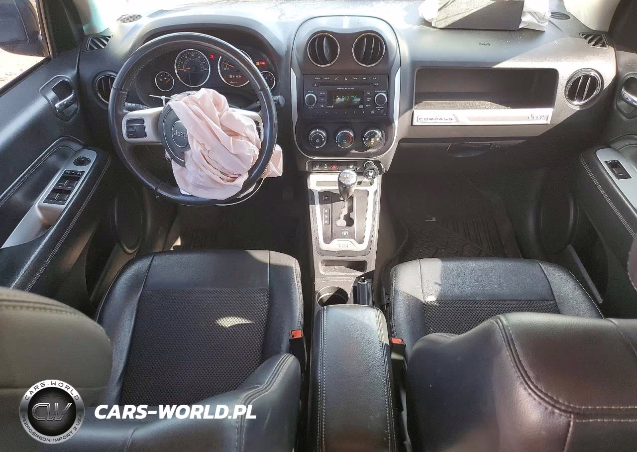 2017 Jeep Compass Latitude VIN:1C4NJDEB3HD104717 - 8
