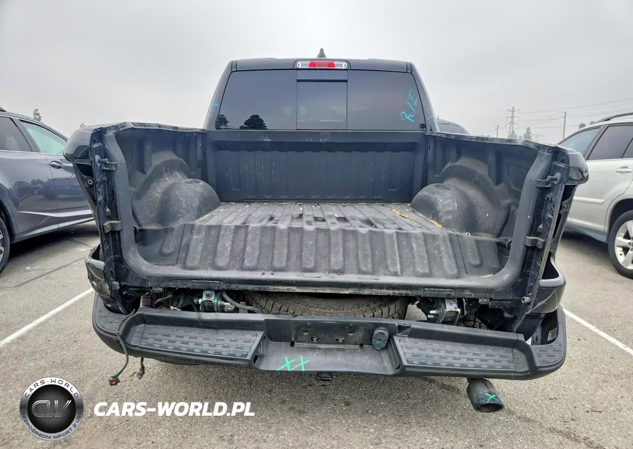 2019 Ram 1500 Rebel VIN:1C6SRFLT2KN812260 - 6