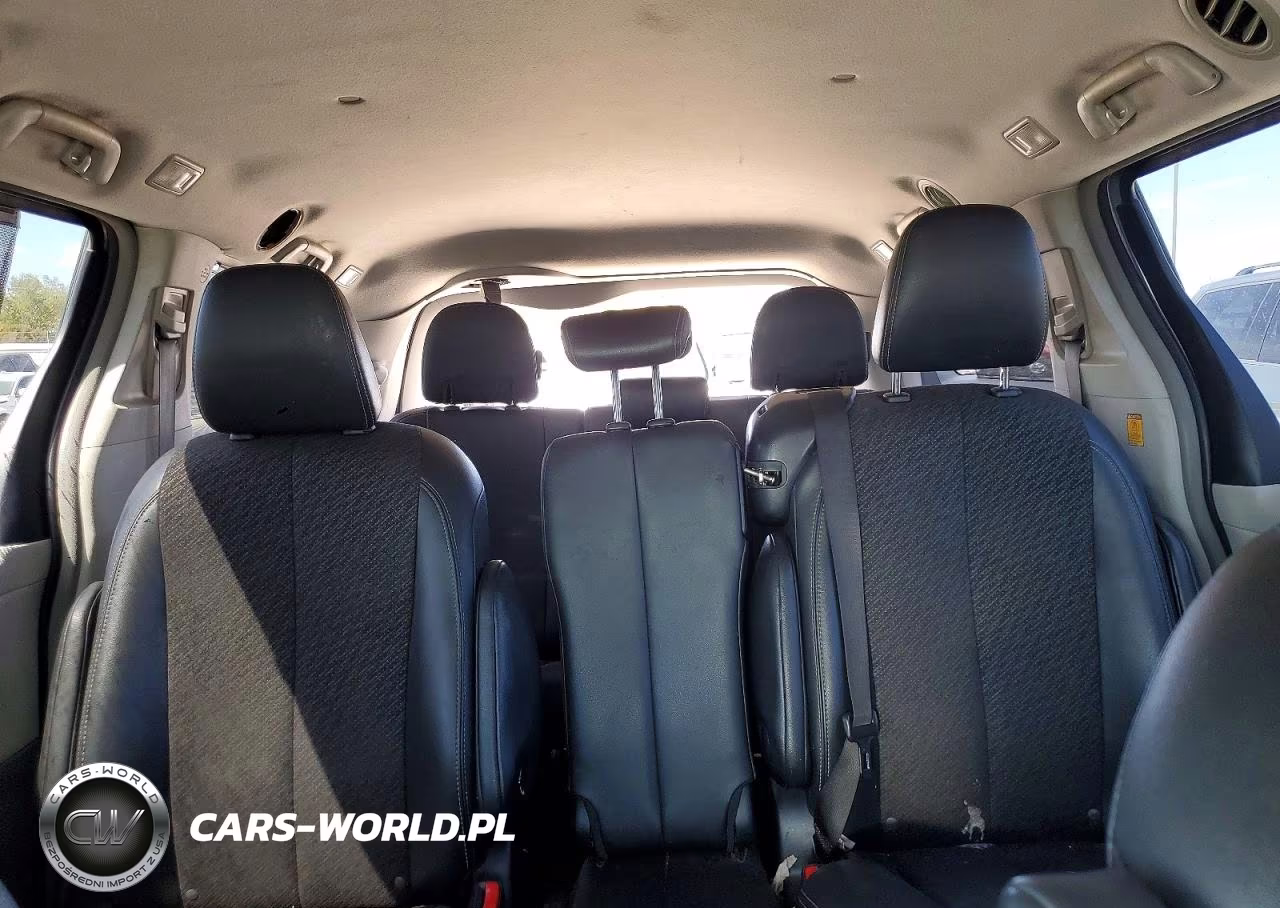 2013 Toyota Sienna Sport VIN:5TDXK3DC0DS361181 - 10