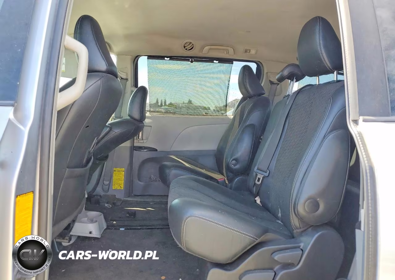 2013 Toyota Sienna Sport VIN:5TDXK3DC0DS361181 - 11