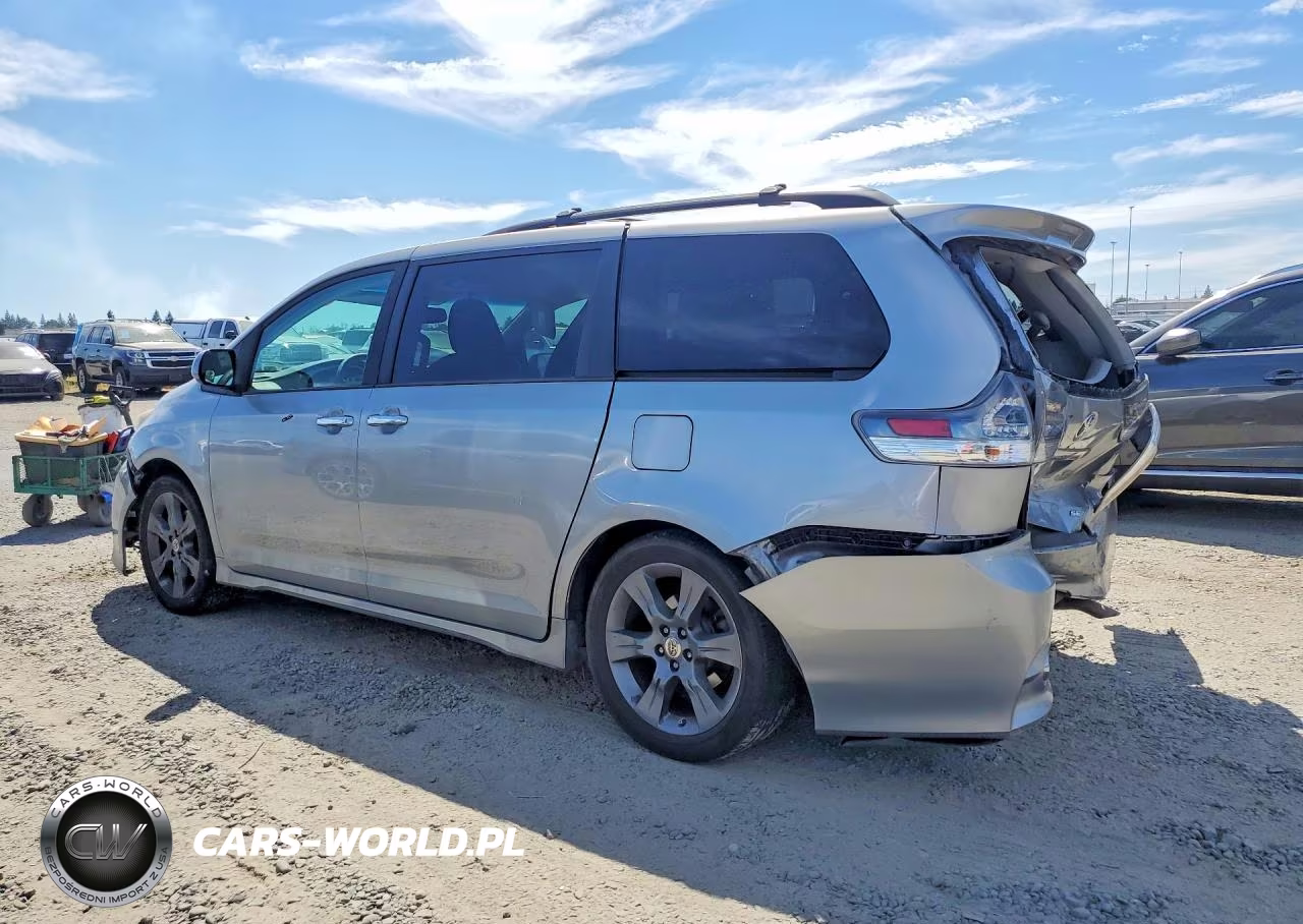 2013 Toyota Sienna Sport VIN:5TDXK3DC0DS361181 - 2