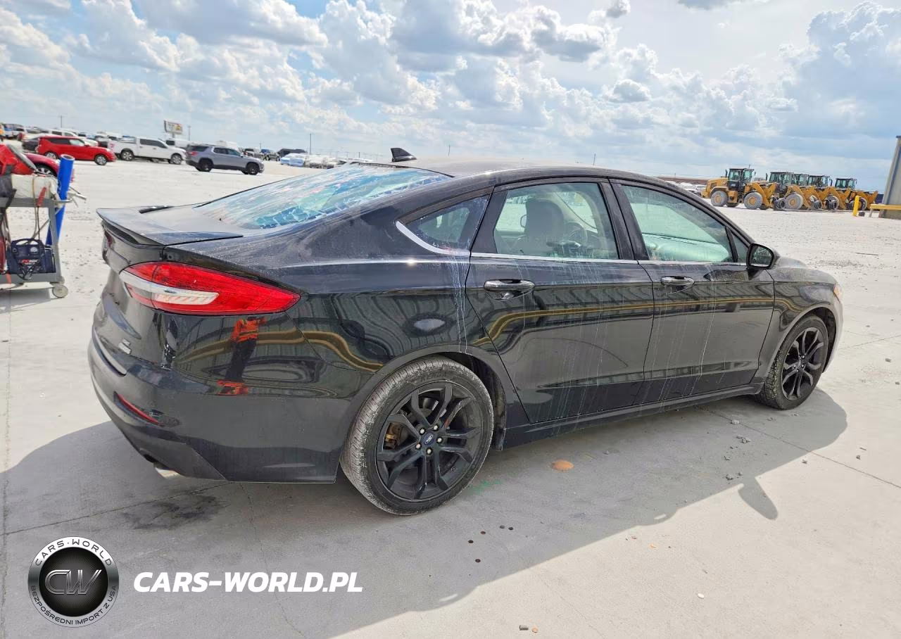 2019 Ford Fusion Se VIN:3FA6P0HDXKR231686 - 3