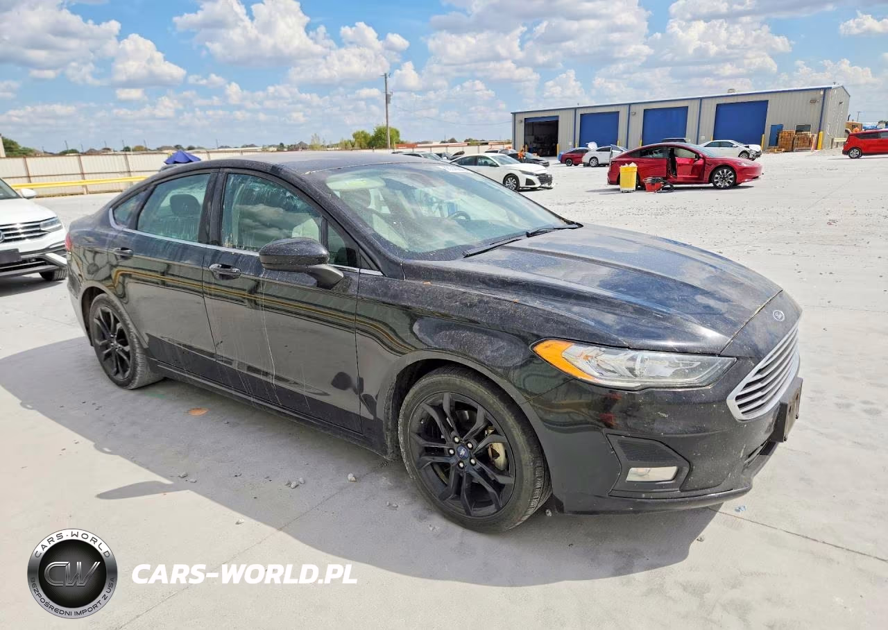 2019 Ford Fusion Se VIN:3FA6P0HDXKR231686 - 4