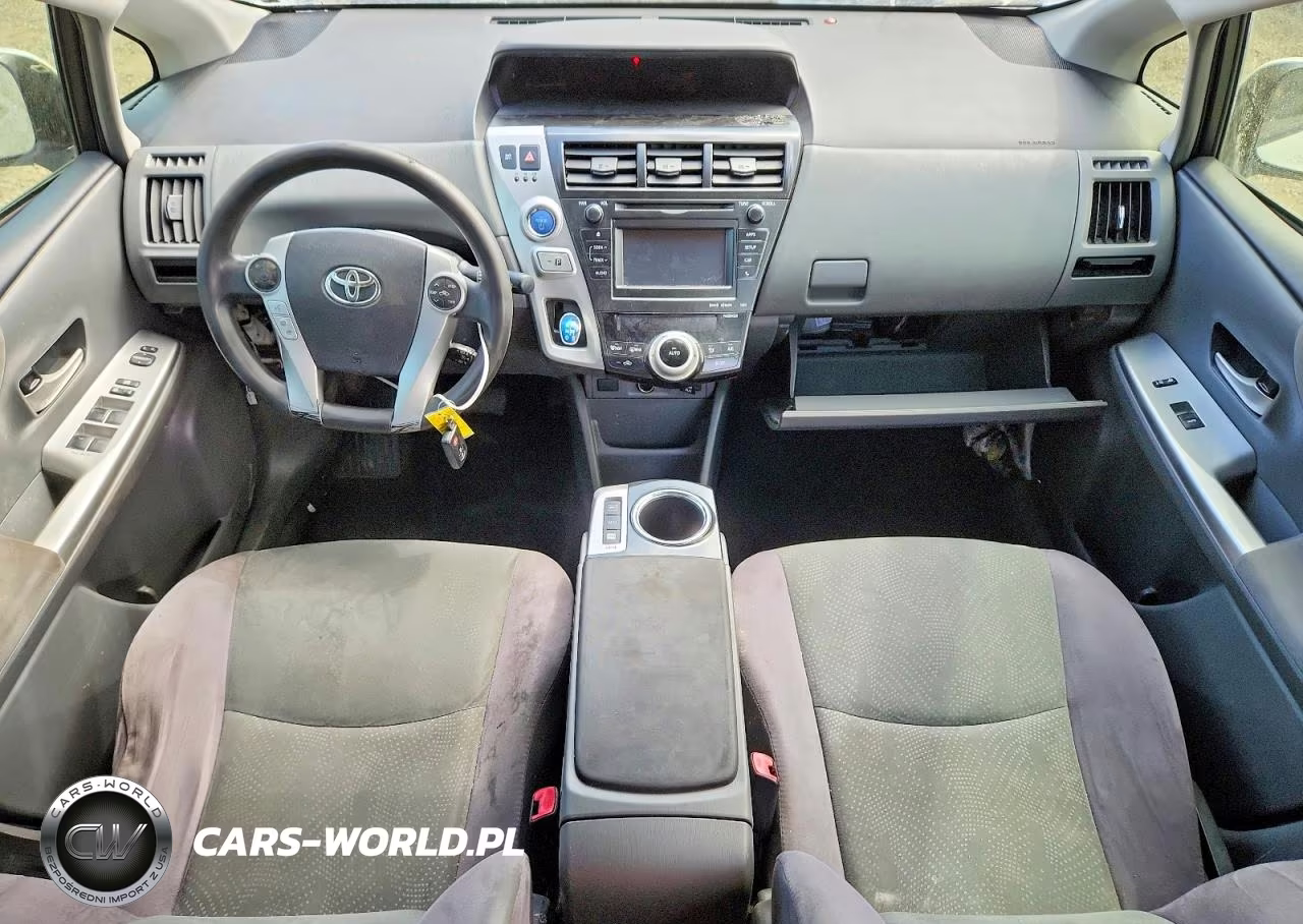 2012 Toyota Prius V Three VIN:JTDZN3EU2C3136462 - 8