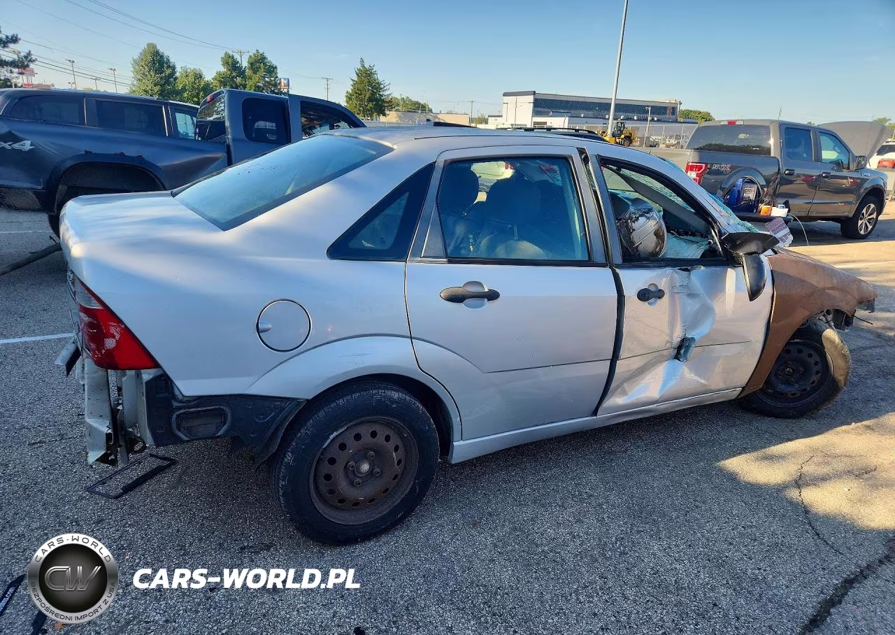 2007 Ford Focus Zx4 VIN:1FAFP34N67W315363 - 3