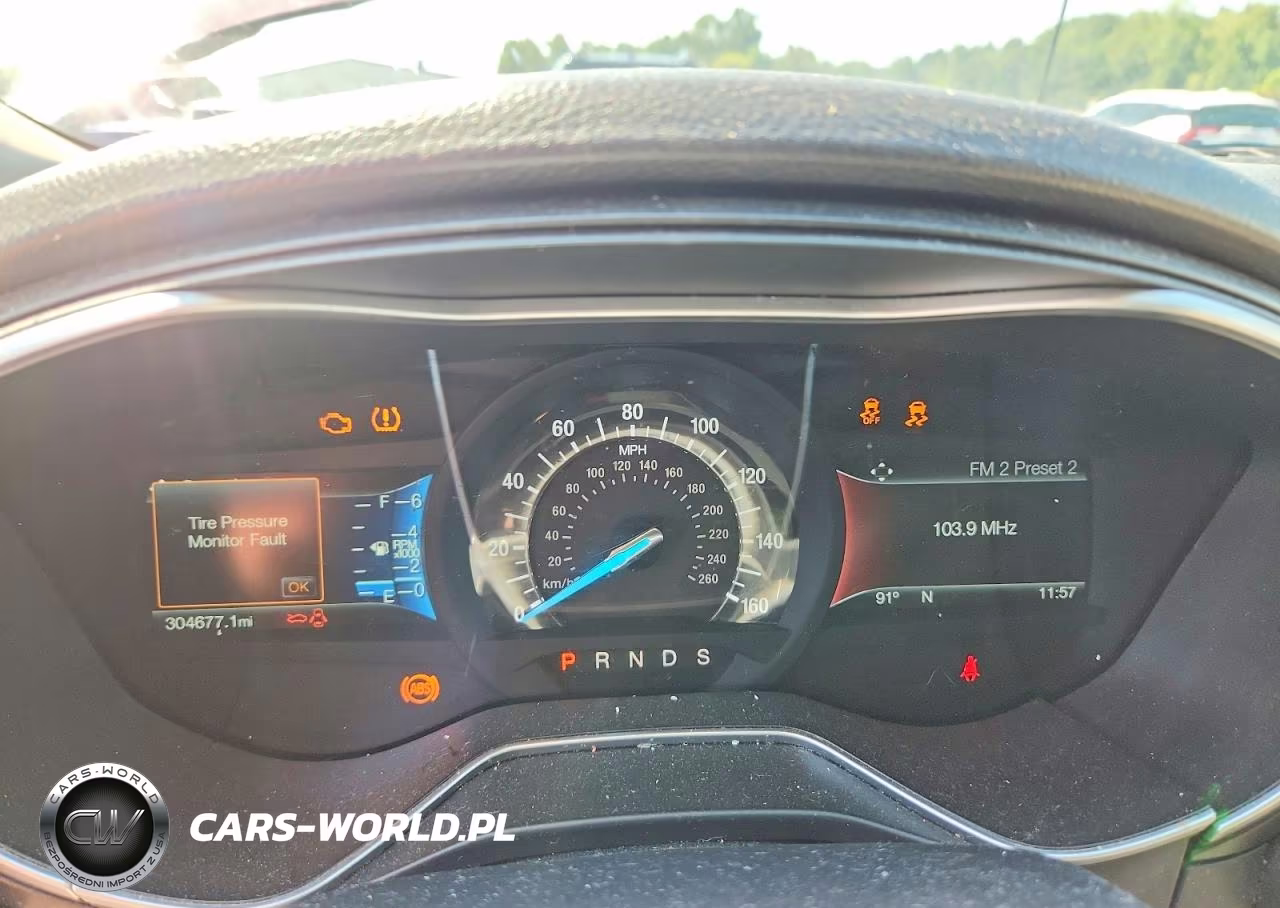 2017 Ford Fusion Titanium VIN:3FA6P0K91HR124796 - 9