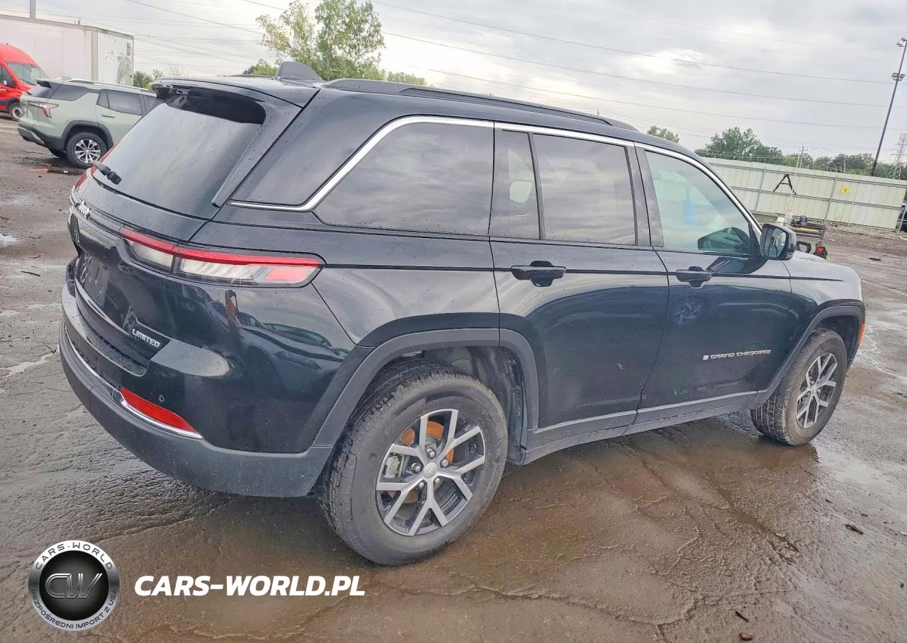 2025 Jeep Grand Cherokee Limited VIN:1C4RJHBG8SC374564 - 3