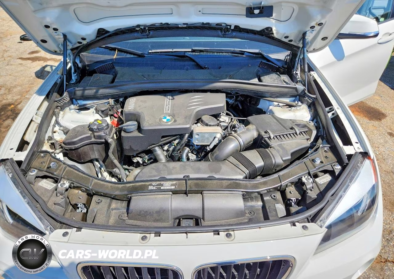 2015 BMW X1 Sdrive28I VIN:WBAVM1C52FVW57852 - 11