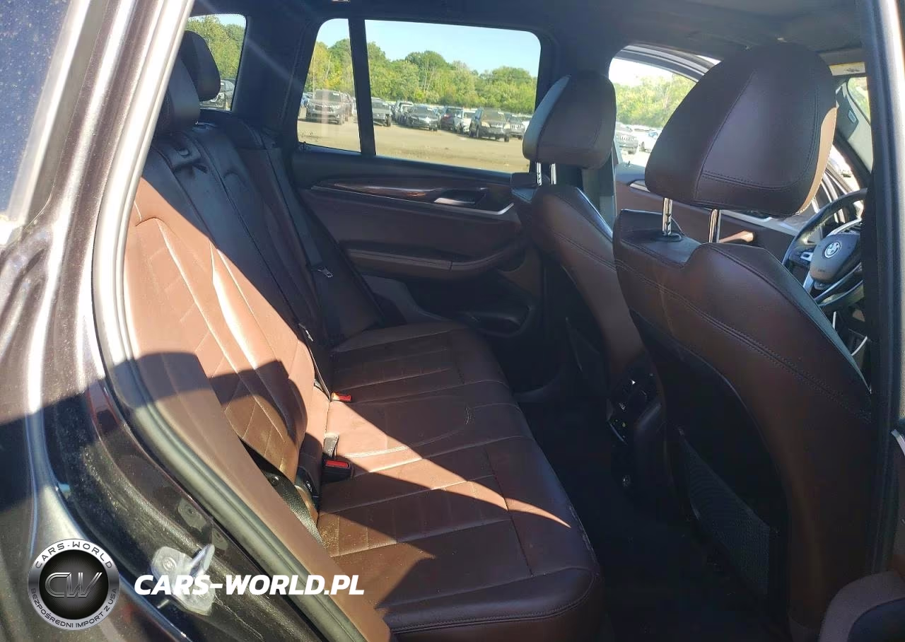 2018 BMW X3 xDrive30I VIN:5UXTR9C57JLC78829 - 10