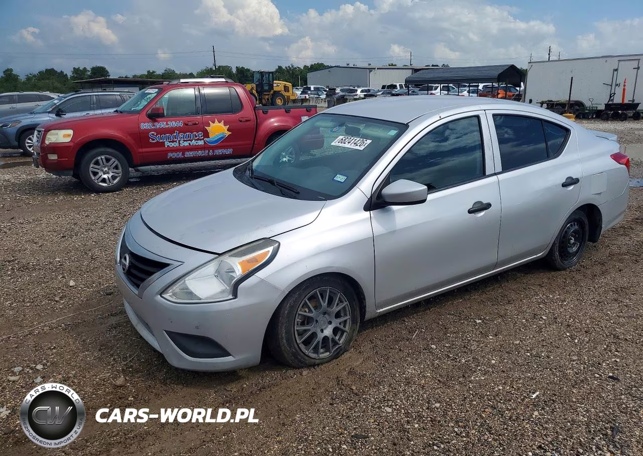 2016 Nissan Versa 1.6 S Plus