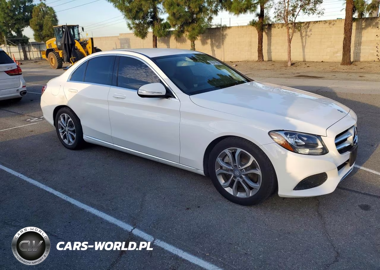 2015 Mercedes-Benz C 300 VIN:55SWF4JB5FU083126 - 4