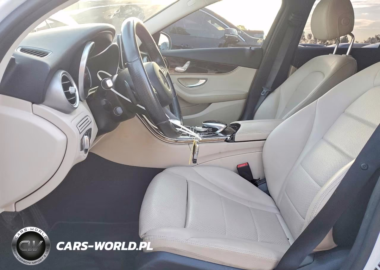 2015 Mercedes-Benz C 300 VIN:55SWF4JB5FU083126 - 7