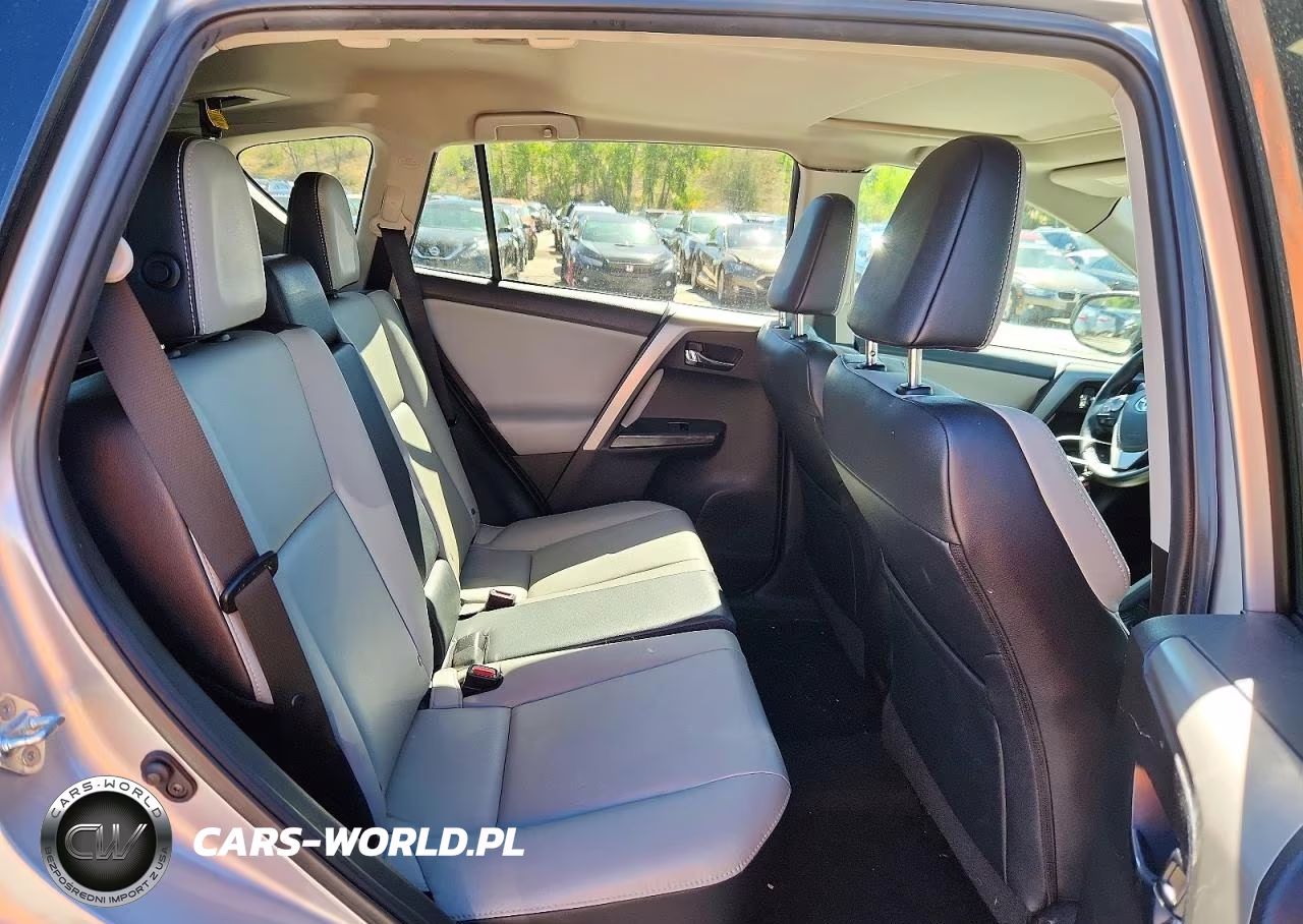 2017 Toyota Rav4 Platinum VIN:2T3DFREV8HW554869 - 11
