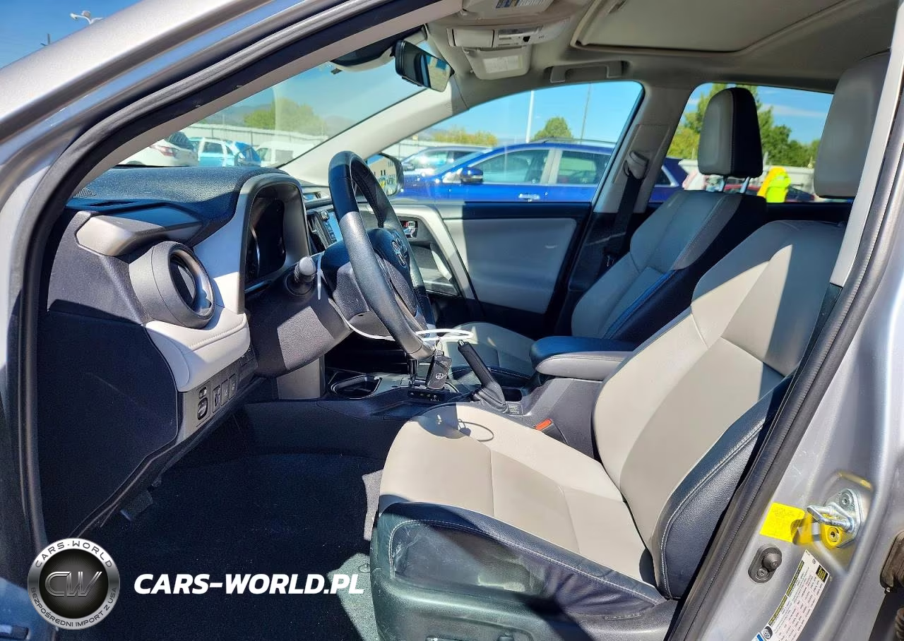 2017 Toyota Rav4 Platinum VIN:2T3DFREV8HW554869 - 7
