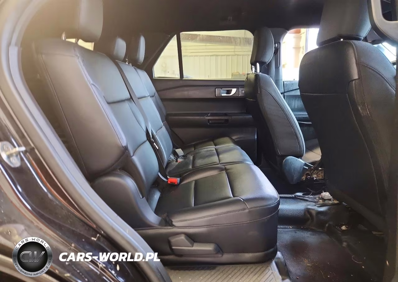2021 Ford Explorer Police Interceptor VIN:1FM5K8AW3MNA07238 - 10