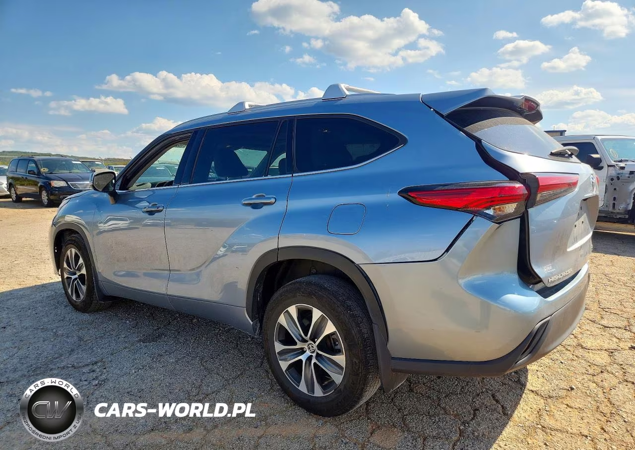 2022 Toyota Highlander Xle VIN:5TDGZRBH6NS227144 - 2