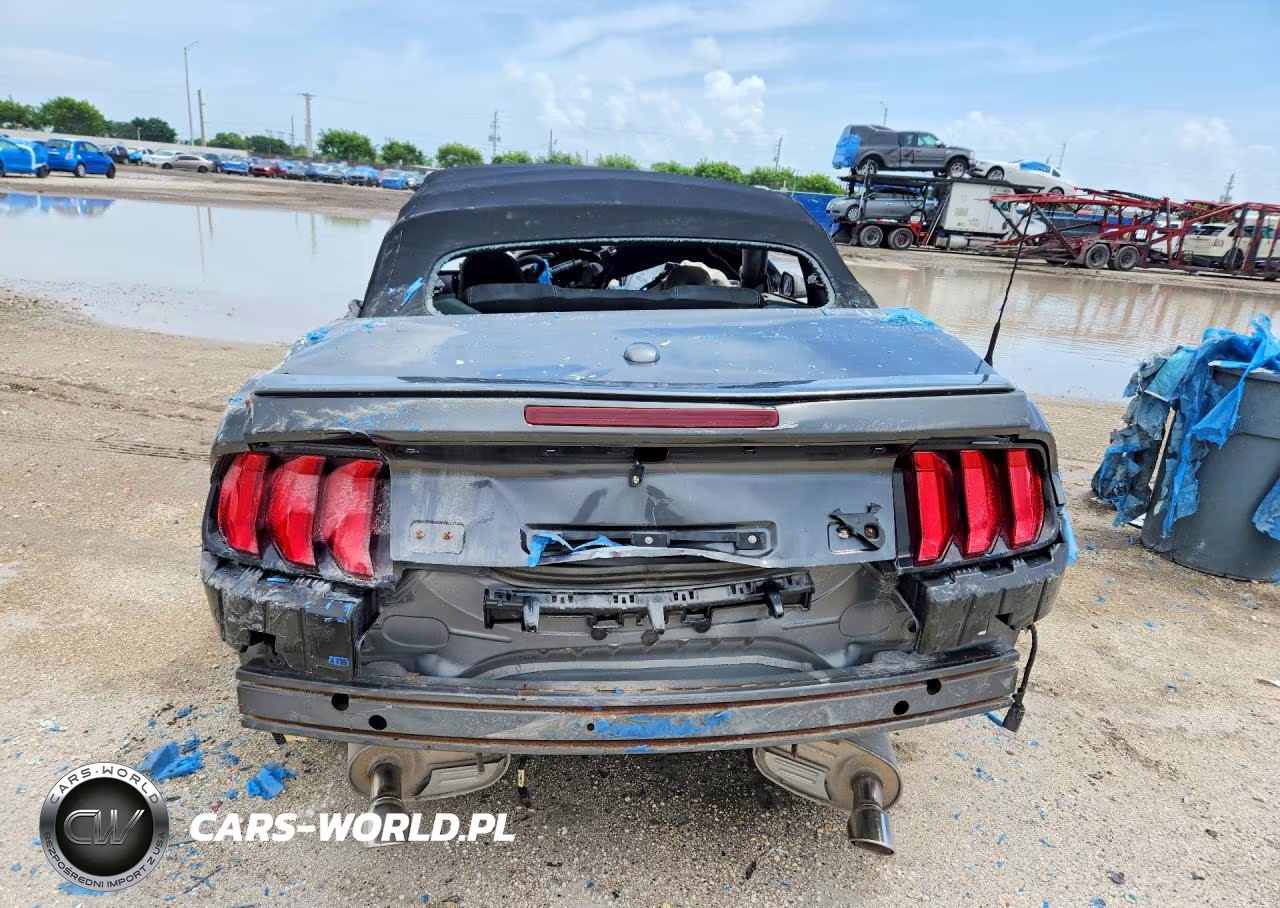 2020 Ford Mustang VIN:1FATP8UH1L5113556 - 6