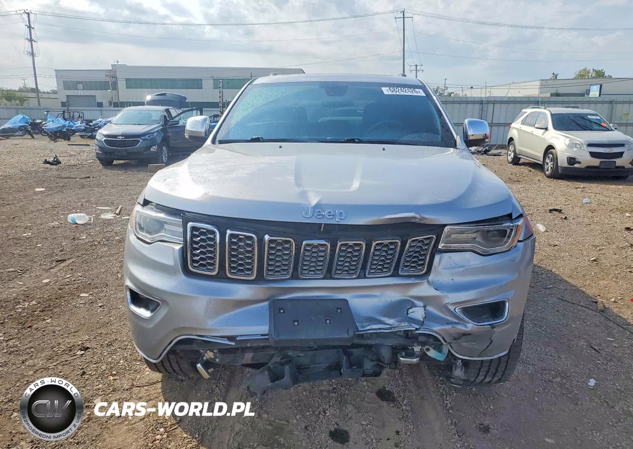 2017 Jeep Grand Cherokee Overland VIN:1C4RJFCG3HC695536 - 5