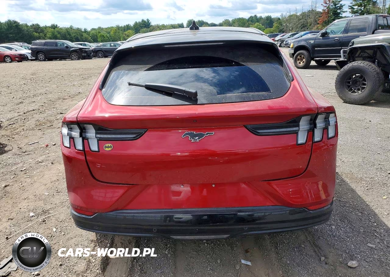 2021 Ford Mustang Mach-E Premium VIN:3FMTK3SU7MMA08345 - 6