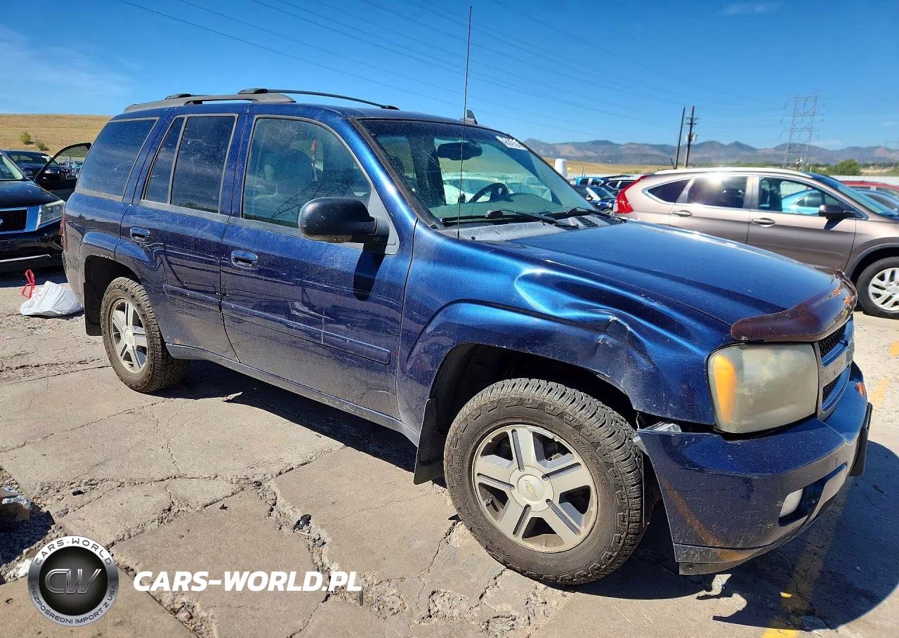 2007 Chevrolet Trailblazer Ls VIN:1GNDT13S272286662 - 4