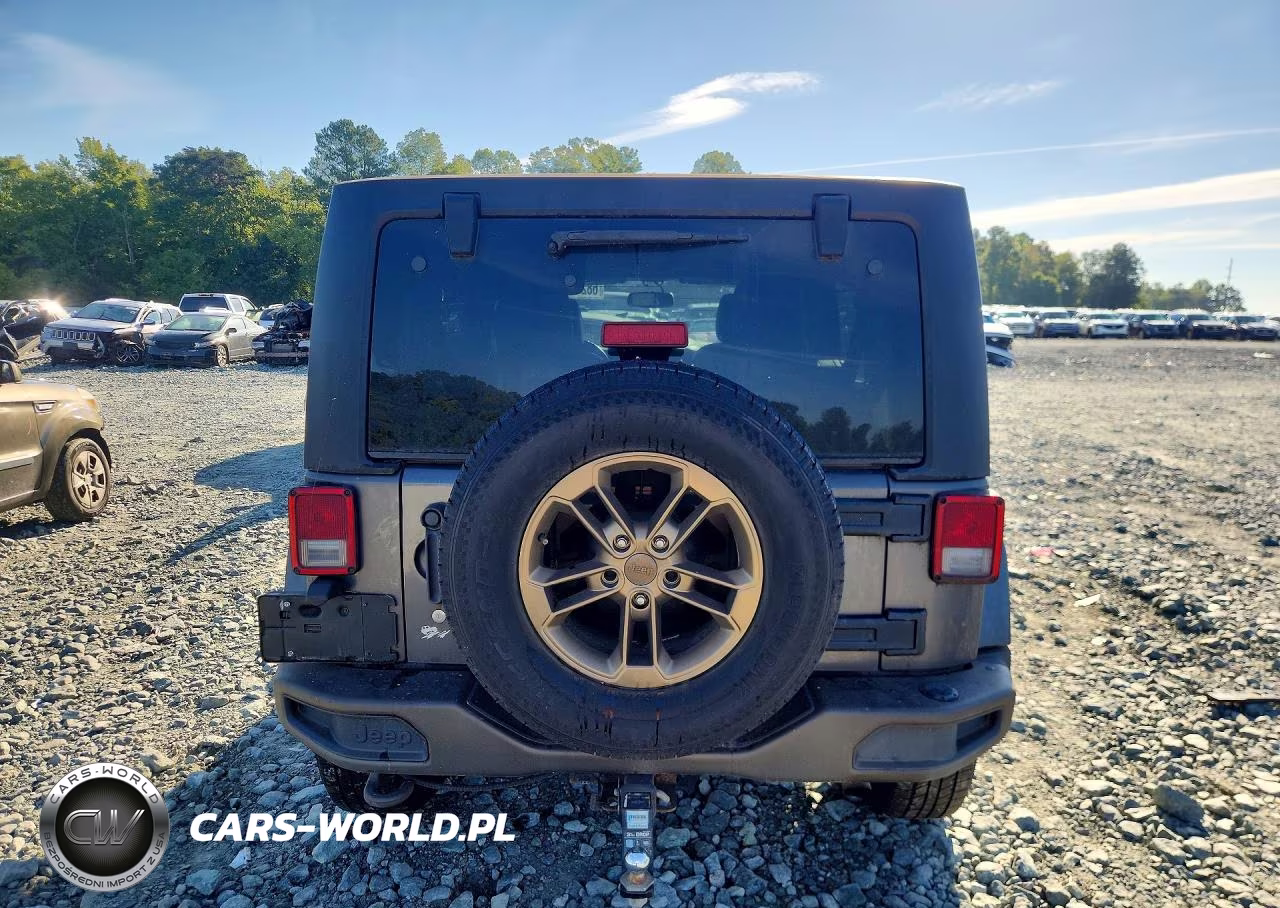 2016 Jeep Wrangler Unlimited Sahara VIN:1C4BJWEG5GL288721 - 6