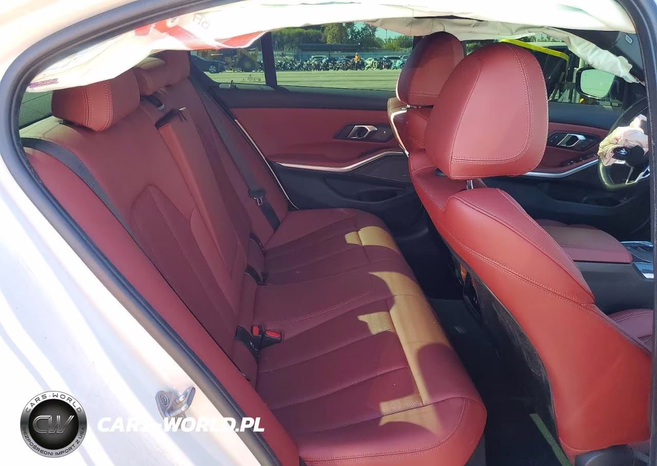 2025 BMW M340Xi VIN:3MW69FT03S8F66965 - 10