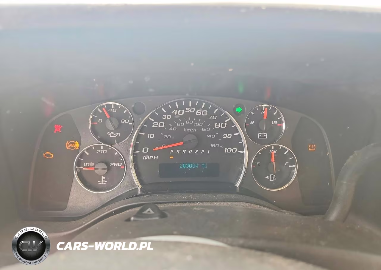 2010 Chevrolet Express 3500 Refrigerated Delivery Van VIN:1GC2GUAG9A1182574 - 9
